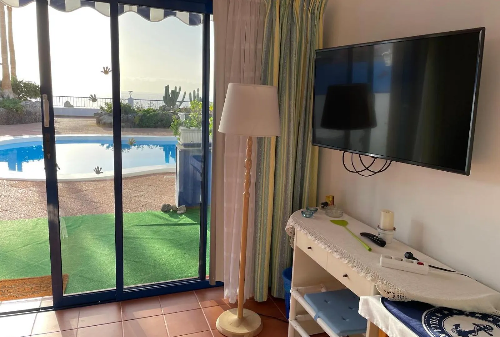 Oceanfront Apt In Private Villa - Next To The Beach Пуэрто-де-Сантьяго Апартаменты